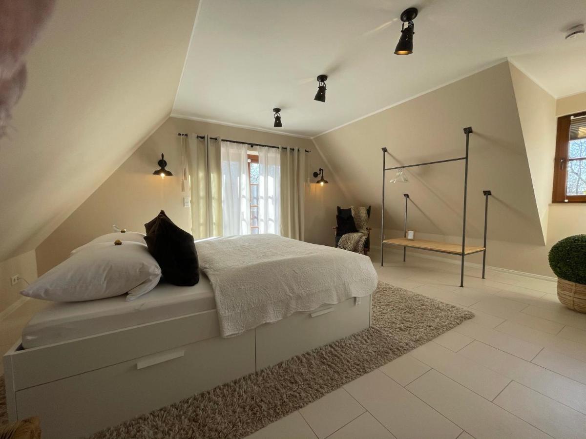 Meine Ferienwohnung Pleissenhaus อัลเทนบวร์ก ภายนอก รูปภาพ